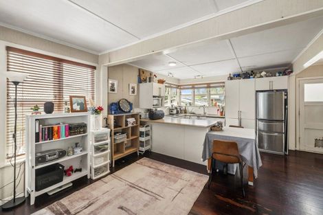 Photo of property in 56 Fairview Road, Western Heights, Rotorua, 3015
