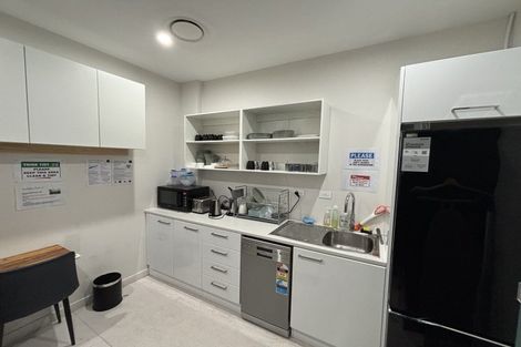 Photo of property in Proximity Apartment Hotel, 172 Thorndon Quay, Pipitea, Wellington, 6011