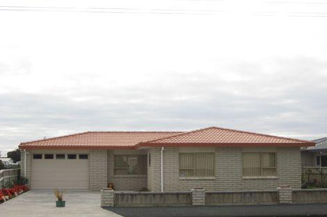 Photo of property in 150 Tukapa Street, Westown, New Plymouth, 4310
