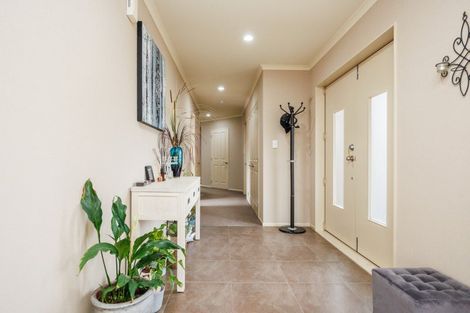 Photo of property in 3 Varsity Heights, Fitzherbert, Palmerston North, 4410