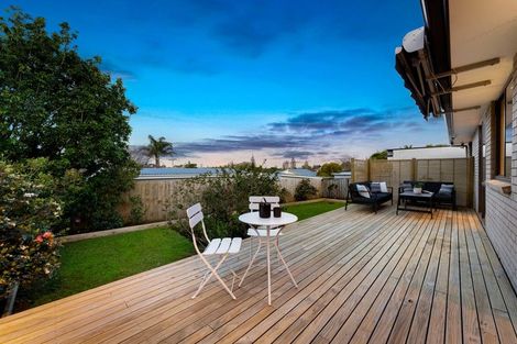 Photo of property in 73 Sunnybrae Road, Hillcrest, Auckland, 0627