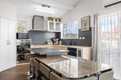 Photo of property in 1/28 Nortons Road, Avonhead, Christchurch, 8042