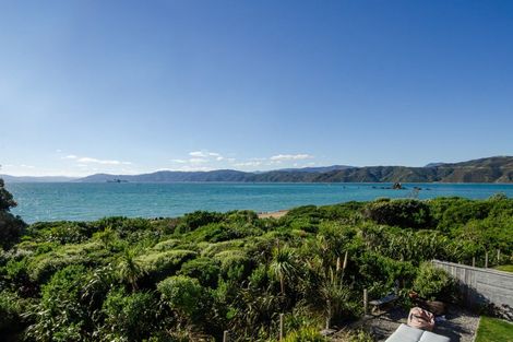 Photo of property in 17 Boardwalk Lane, Seatoun, Wellington, 6022