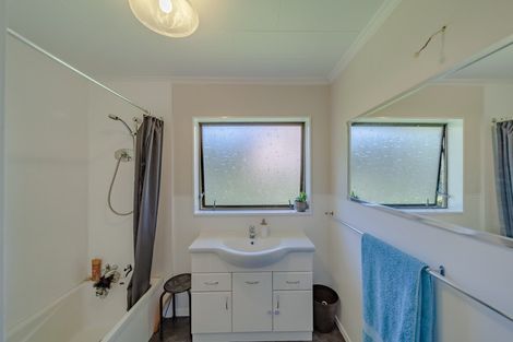 Photo of property in 38 Owen Street, Tikokino, Waipawa, 4273