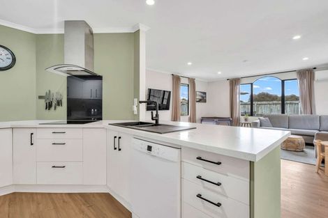 Photo of property in 30 Hoult Crescent, Monaco, Nelson, 7011