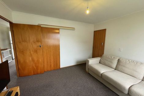 Photo of property in 4/50 Paynters Avenue, Strandon, New Plymouth, 4312