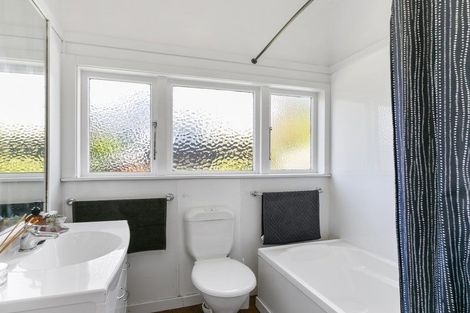 Photo of property in 15 Campbell Street, Karori, Wellington, 6012