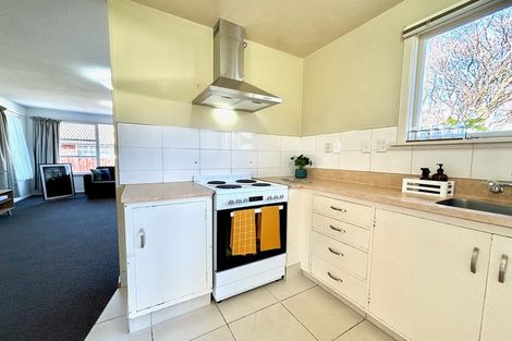 Photo of property in 14 Newbridge Place, Ilam, Christchurch, 8041