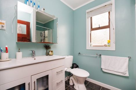 Photo of property in 28 Titoki Street, Palmerston North, 4414