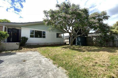 Photo of property in 24 Mirrabooka Avenue, Botany Downs, Auckland, 2010