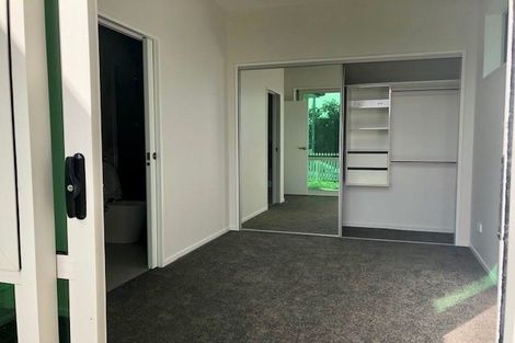 Photo of property in 4a Sherwood Avenue, Te Atatu South, Auckland, 0610