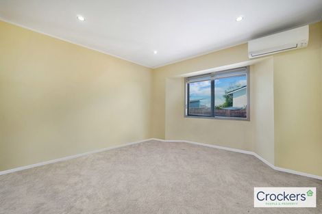 Photo of property in 22 Fruitvale Road, New Lynn, Auckland, 0600