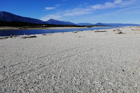 Photo of property in 25 Fox Moth Drive, Haast, 7886