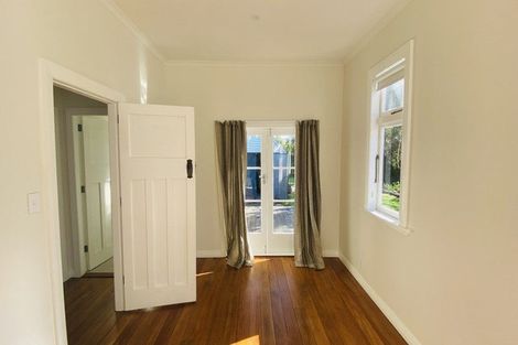 Photo of property in 34 West Street, Greytown, 5712