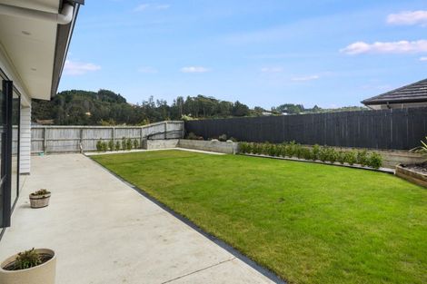 Photo of property in 194 Navigation Drive, Whitby, Porirua, 5024