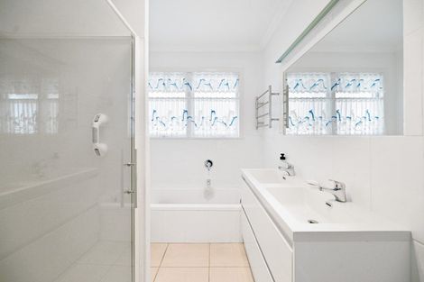 Photo of property in 2 Awatere Avenue, Beerescourt, Hamilton, 3200