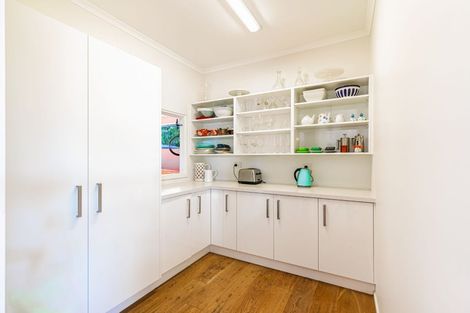 Photo of property in 5 Nikau Way, Riverhead, 0820