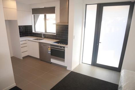 Photo of property in 74u3 Derwent Street, Island Bay, Wellington, 6023