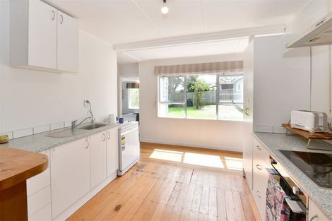 Photo of property in 36 Karaka Street, Helensville, 0800