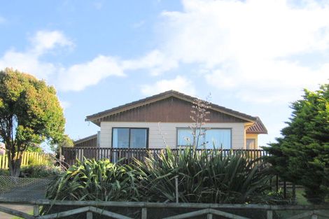 Photo of property in 1292 Papamoa Beach Road, Papamoa Beach, Papamoa, 3118
