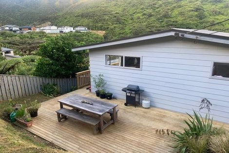 Photo of property in 20f1 Doris Gordon Crescent, Crofton Downs, Wellington, 6035