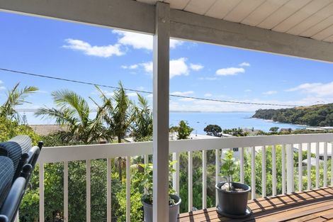 Photo of property in 1042 Whangaparaoa Road, Tindalls Beach, Whangaparaoa, 0930