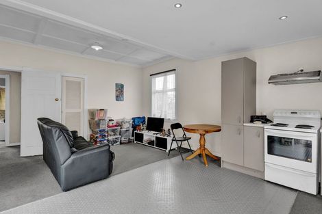 Photo of property in 44 Lorna Street, Lynmouth, New Plymouth, 4310