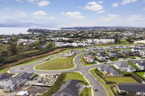 Photo of property in 3 Somerset Place, Stanmore Bay, Whangaparaoa, 0932