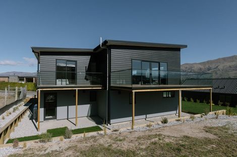 Photo of property in 60 Kirimoko Crescent, Wanaka, 9305