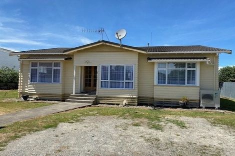 Photo of property in 90 Chelwood Street, Takaro, Palmerston North, 4412