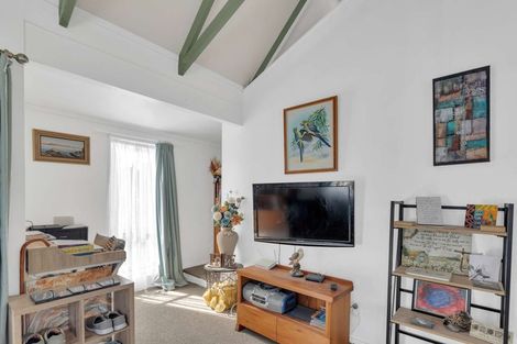 Photo of property in 23 Manuka Street, Castlecliff, Whanganui, 4501