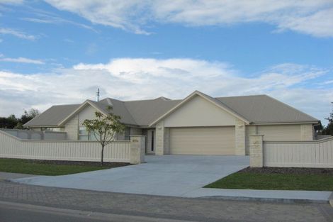 Photo of property in 58 Enverton Drive, Rangiora, 7400