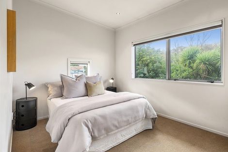 Photo of property in 1/123 The Parade, Island Bay, Wellington, 6023