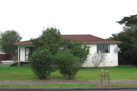 Photo of property in 1/85 Luanda Drive, Ranui, Auckland, 0612