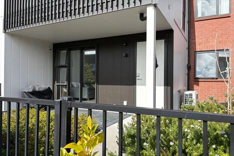 Photo of property in 27 Manarini Road, Westgate, Auckland, 0614