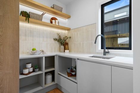 Photo of property in 12 Bourke Drive, Cambridge, 3434