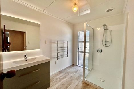 Photo of property in 9 Hinton Road, Taradale, Napier, 4112