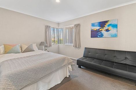 Photo of property in 12a Frisken Place, Lynmore, Rotorua, 3010