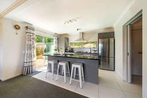 Photo of property in 18 Cresswell Place, Johnsonville, Wellington, 6037