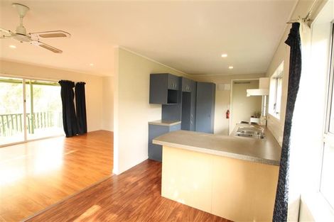 Photo of property in 5 Lysander Crescent, Beach Haven, Auckland, 0626