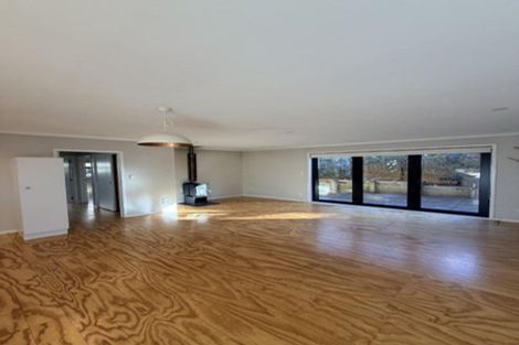 Photo of property in 2 Ebrington Place, Strandon, New Plymouth, 4312
