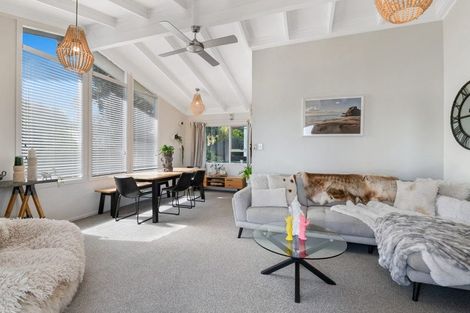 Photo of property in 12 Makiri Street, Helensville, 0800