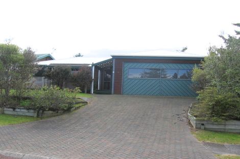Photo of property in 16 Pleasant Place, Pauanui, Hikuai, 3579