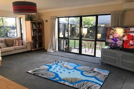 Photo of property in 18 Sarah Place, Papamoa Beach, Papamoa, 3118