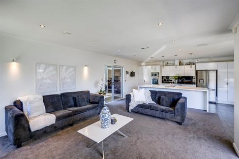 Photo of property in 21 Tasman Drive, Poraiti, Napier, 4112