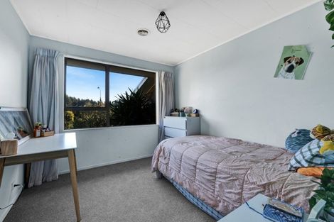 Photo of property in 5 Hobart Drive, Spotswood, New Plymouth, 4310