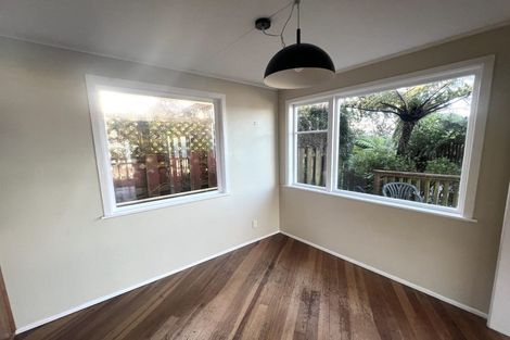 Photo of property in 36 Rakeiora Grove, Korokoro, Lower Hutt, 5012