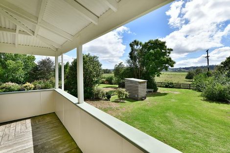 Photo of property in 2059 State Highway 16, Helensville, 0875