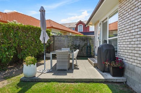 Photo of property in 21 Hendrika Court, Hobsonville, Auckland, 0618