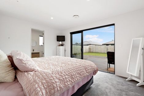 Photo of property in 1 Hamlett Drive, Woodend, 7610